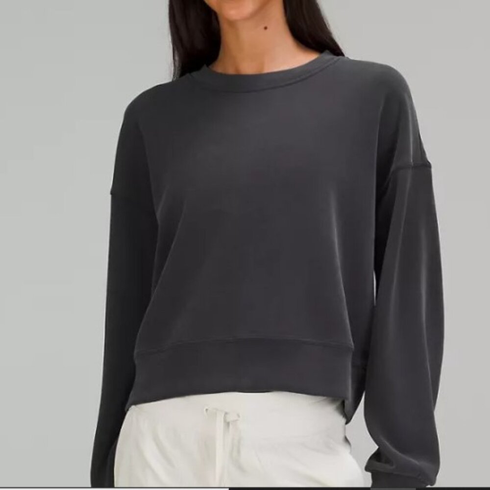 NWOT Lululemon Softstreme Perfectly Oversized Cropped Crew in Purple Size 6 - Picture 2 of 5
